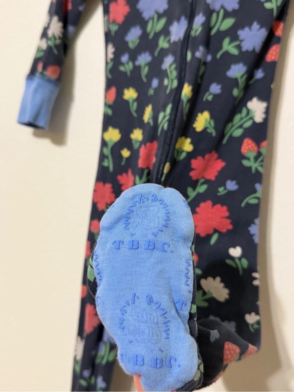 The Beaufort Bonnet Company Floral Strawberry zippy 6-12 months